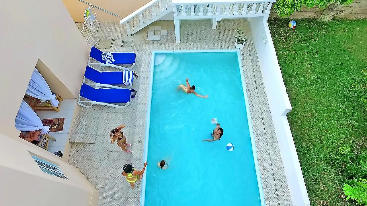 Villa Serenity Tower Isle 0*,  Giamaica